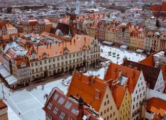 Coraz więcej osób chce mieszkać na przedmieściach Wrocławia