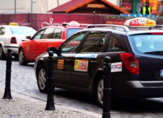 Wrocław i policja biorą się za taksówkarzy z aplikacji mobilnych
