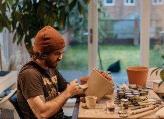 5 miejsc we Wrocławiu, w których odbywają się świetne warsztaty rzeźbiarstwa, ceramiki i malarstwa