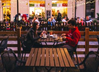 Rozgrzej się na Świętego Antoniego! Festiwal grzańca i alternatywny Jarmark świąteczny we Wrocławiu