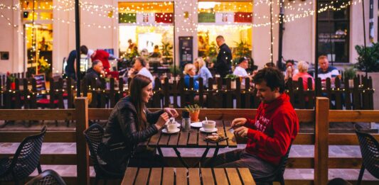 Rozgrzej się na Świętego Antoniego! Festiwal grzańca i alternatywny Jarmark świąteczny we Wrocławiu