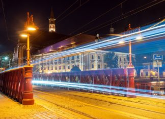 Czyste powietrze, metro i dostęp do morza – czego chcieliby mieszkańcy Wrocławia? Metro nad morze