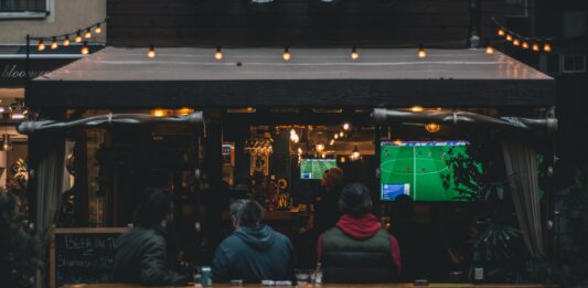 Najlepsze bary i miejsca do oglądania meczy na żywo we Wrocławiu