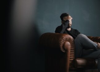 Zespół zależności alkoholowej – objawy i leczenie